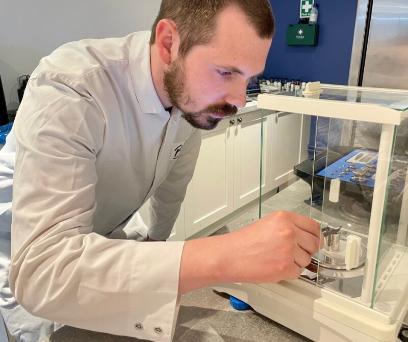 Job Offer by Micro Weighing Solutions - MWS Ltd: Field Service Engineer – North East